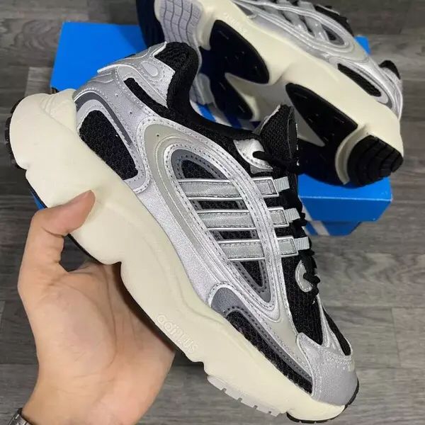ADIDAS RESPONSE OZMILLEN