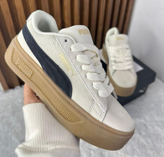 Puma Suede Platform – White / Black Gum