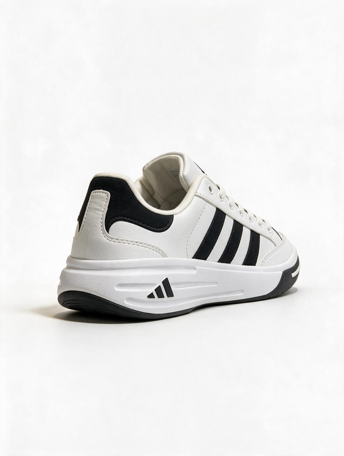 ADIDAS NASTASE BLANCA NEGRA