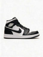 NIKE AIR JORDAN 1 PANDA