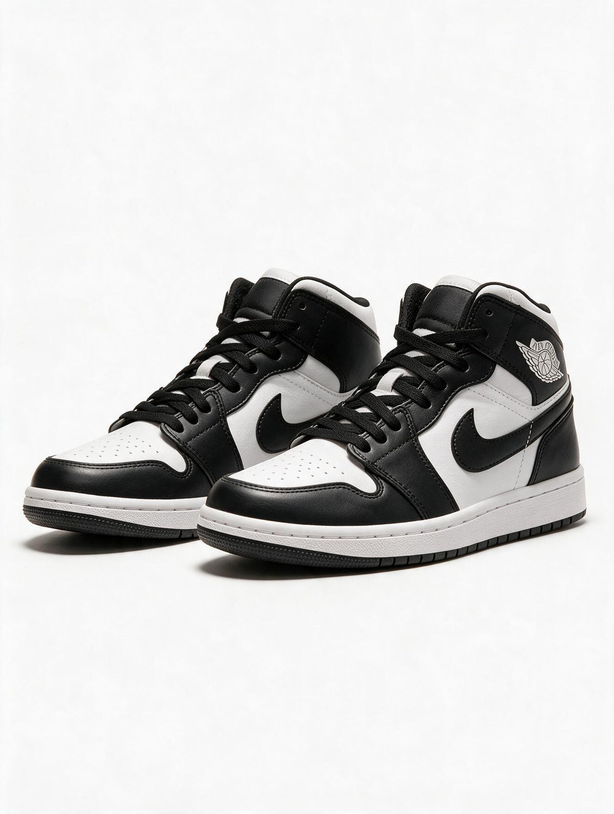 NIKE AIR JORDAN 1 PANDA