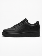NIKE AIR FORCE 1 NEGRA
