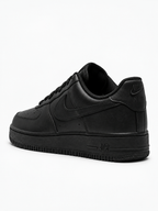 NIKE AIR FORCE 1 NEGRA