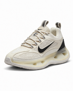 NIKE BAYEILI GALAXY BLANCA NEGRA