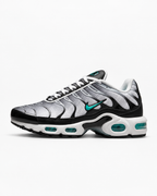 NIKE TN PLATEADA NEGRA VERDE