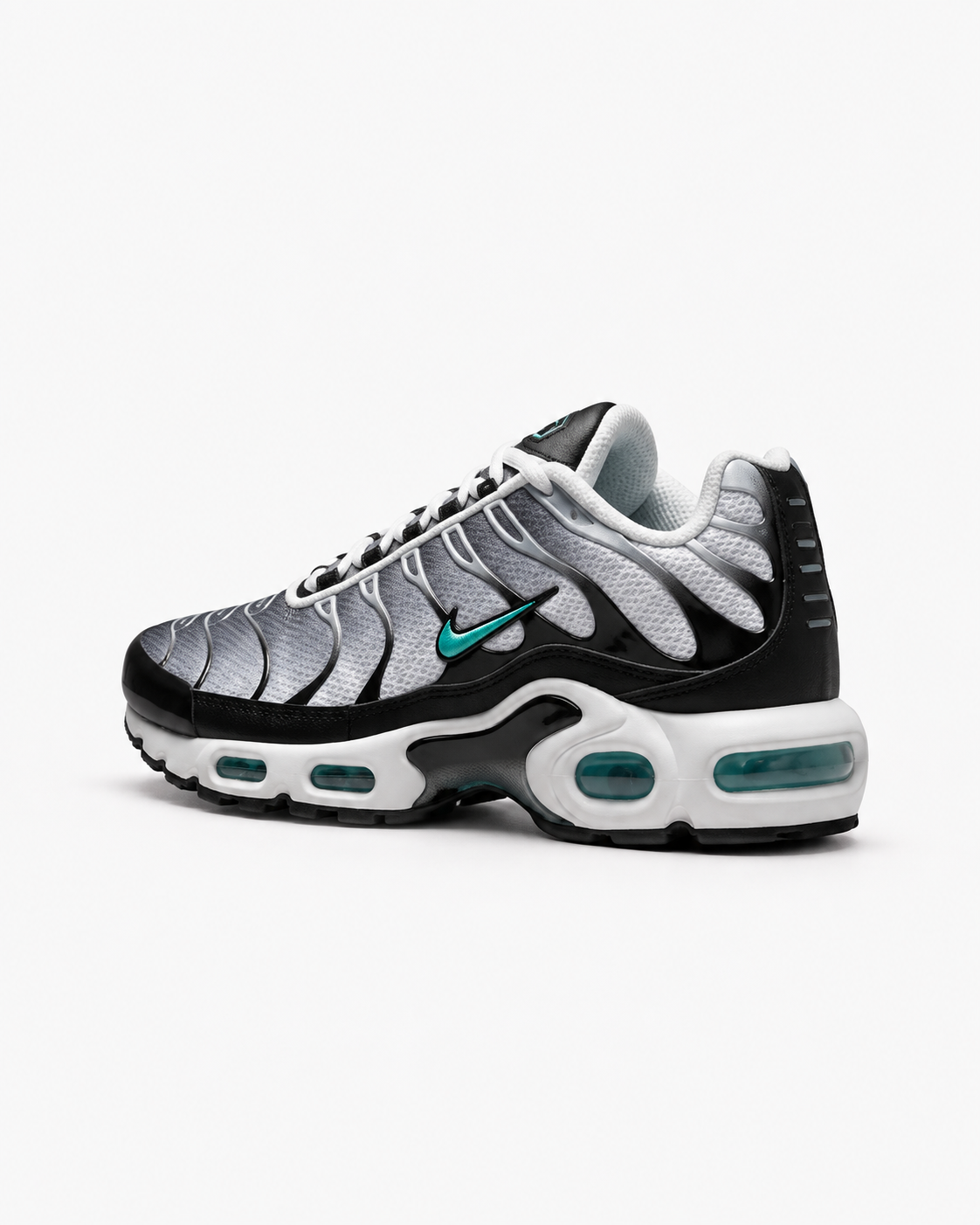 NIKE TN PLATEADA NEGRA VERDE