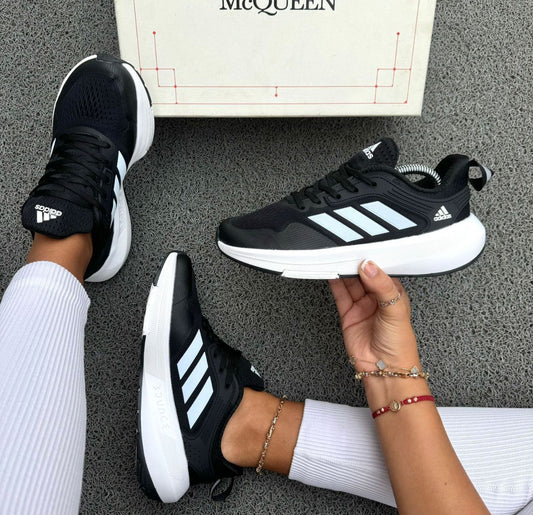 ADIDAS BOUNCE NEGRA BLANCA HOMBRE Y DAMA