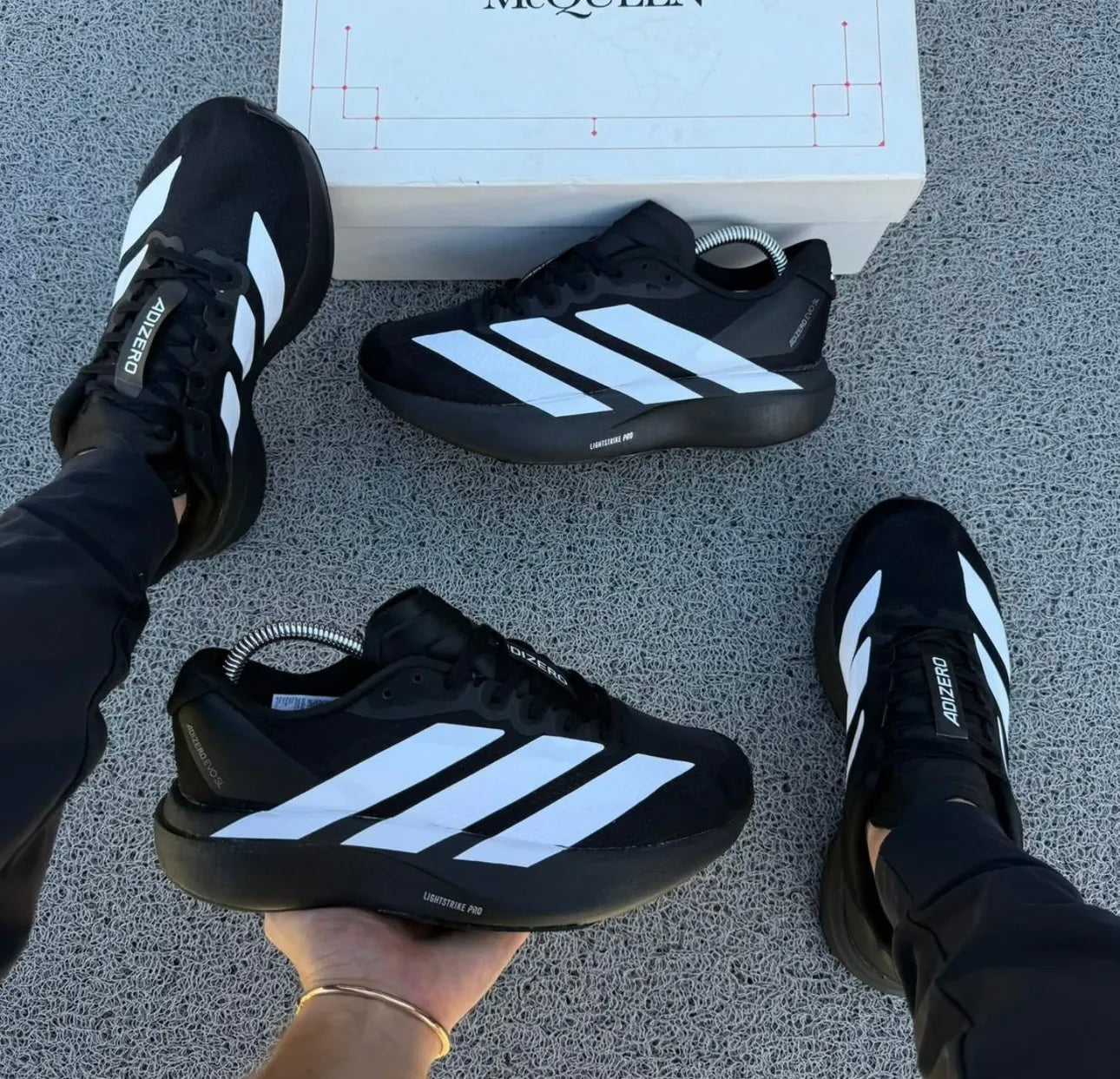 ADIDAS ADIZERO SL