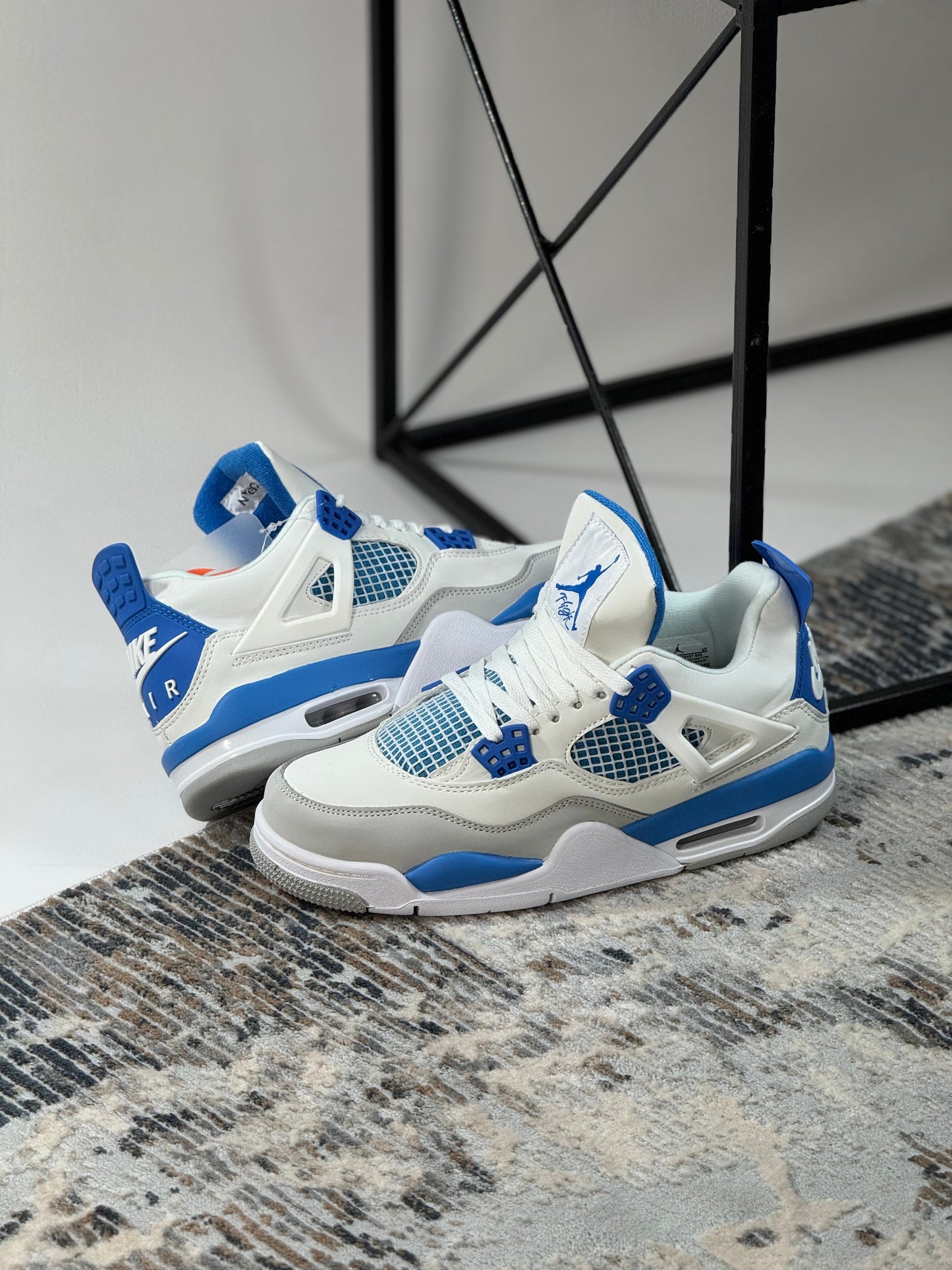 Nike Air Jordan 4 Retro