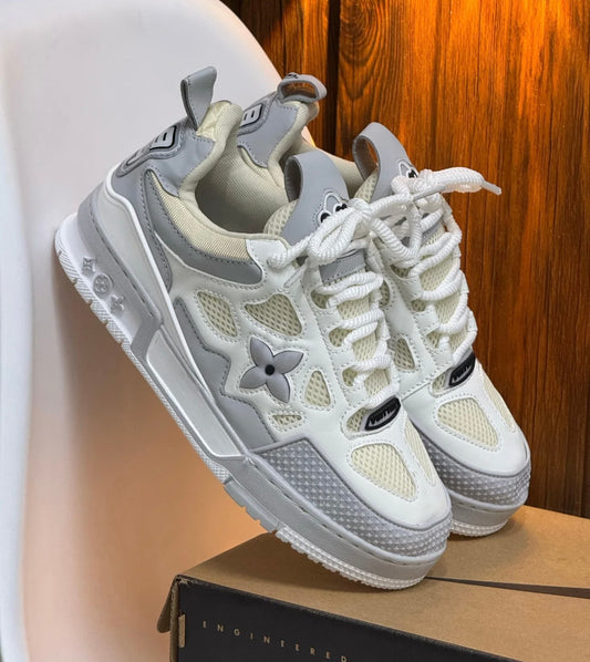 LOUIS VUITTON SKATE GRIS HOMBRE