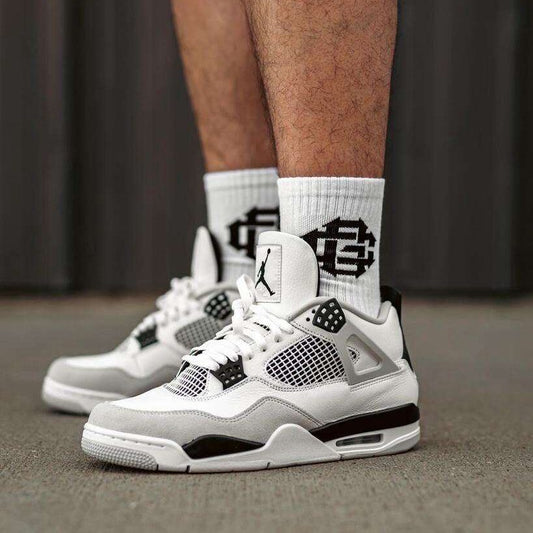 JORDAN 4 WHITE OREO HOMBRE Y DAMA