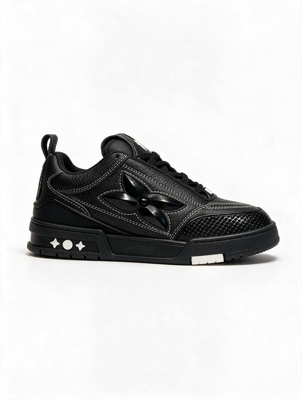 LOUIS VUITTON NEGRA FLOR GRANDE