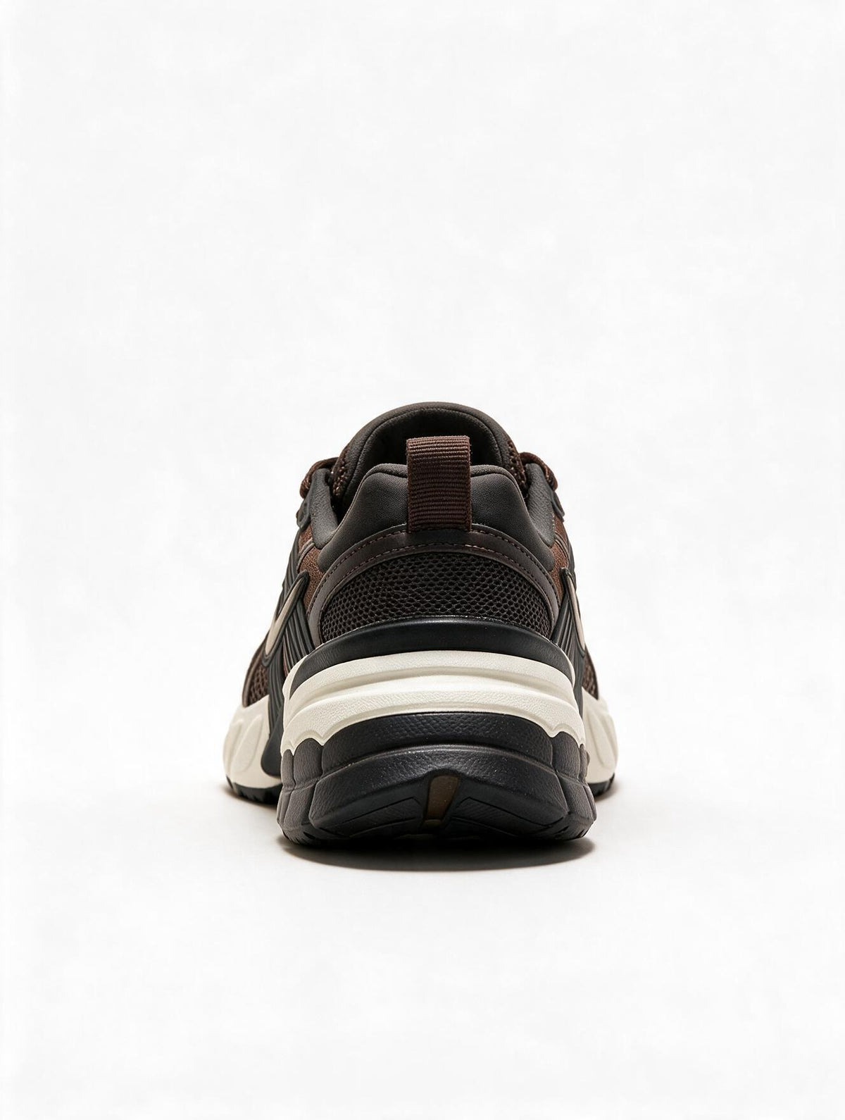 NIKE V2K CAFE OSCURO