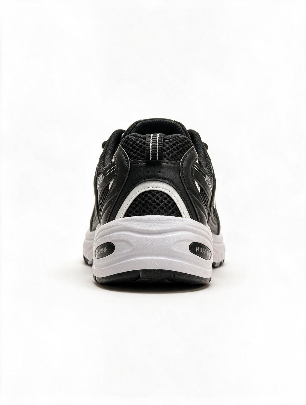 NEW BALANCE 530 NEGRA