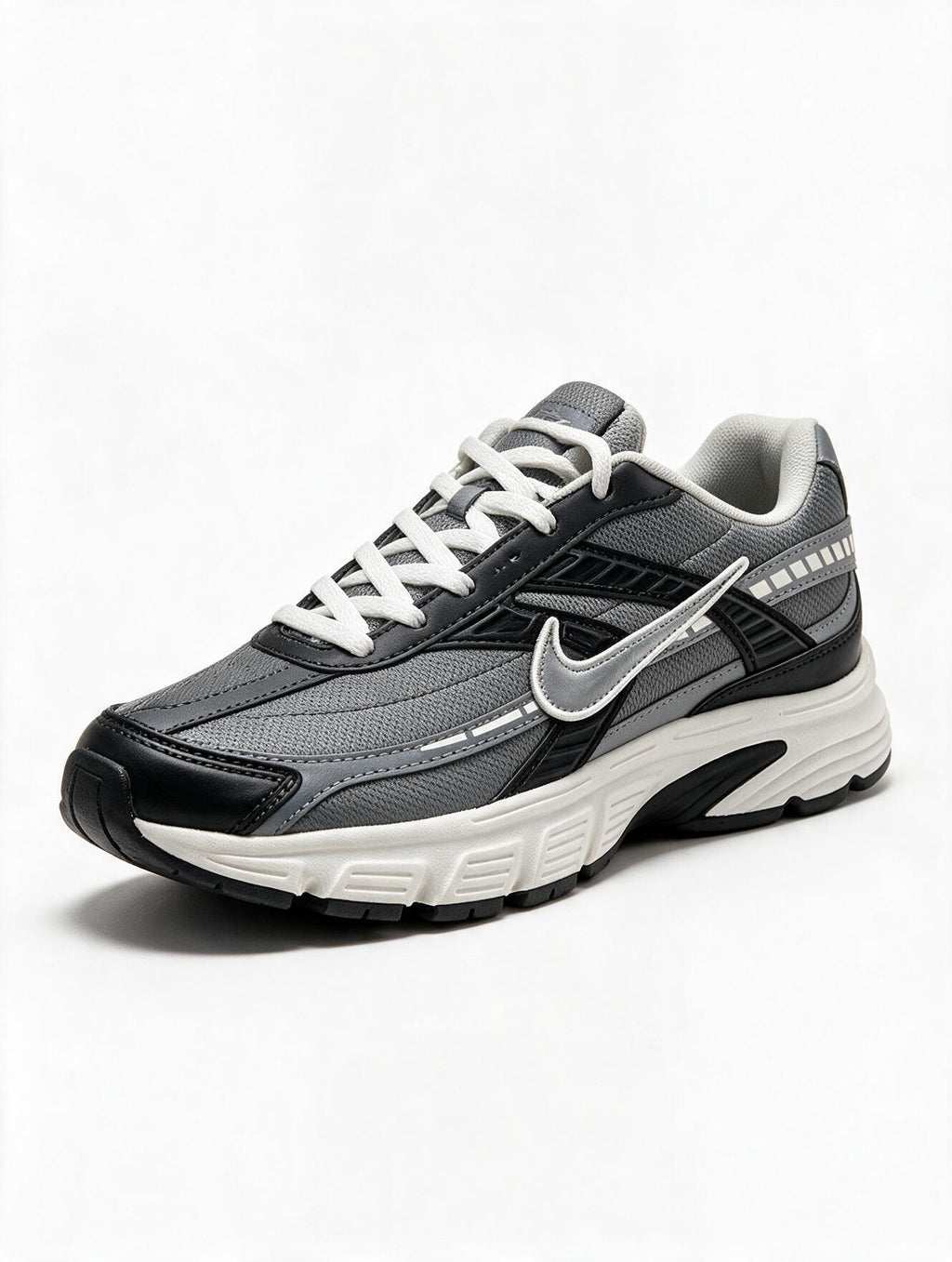 NIKE INITIATOR NEGRA GRIS