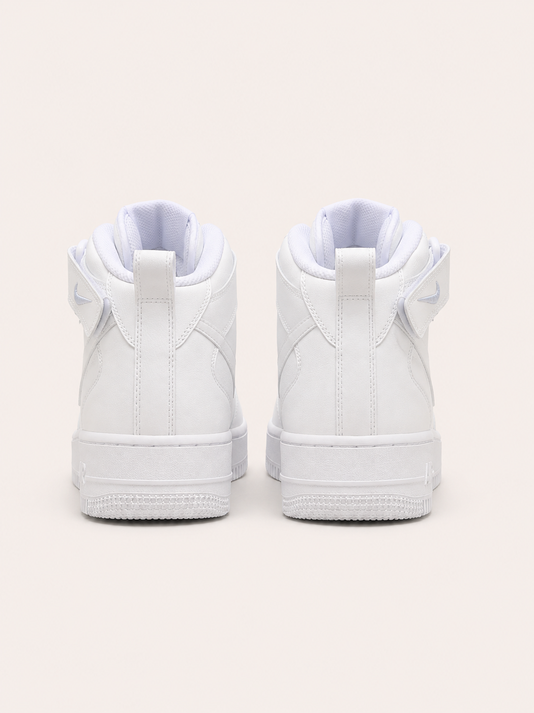 NIKE AIR FORCE 1 BOTA BLANCA
