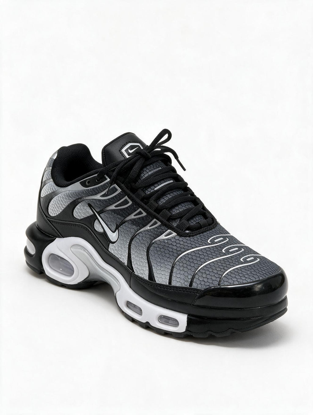 NIKE TN PLATEADA GRIS