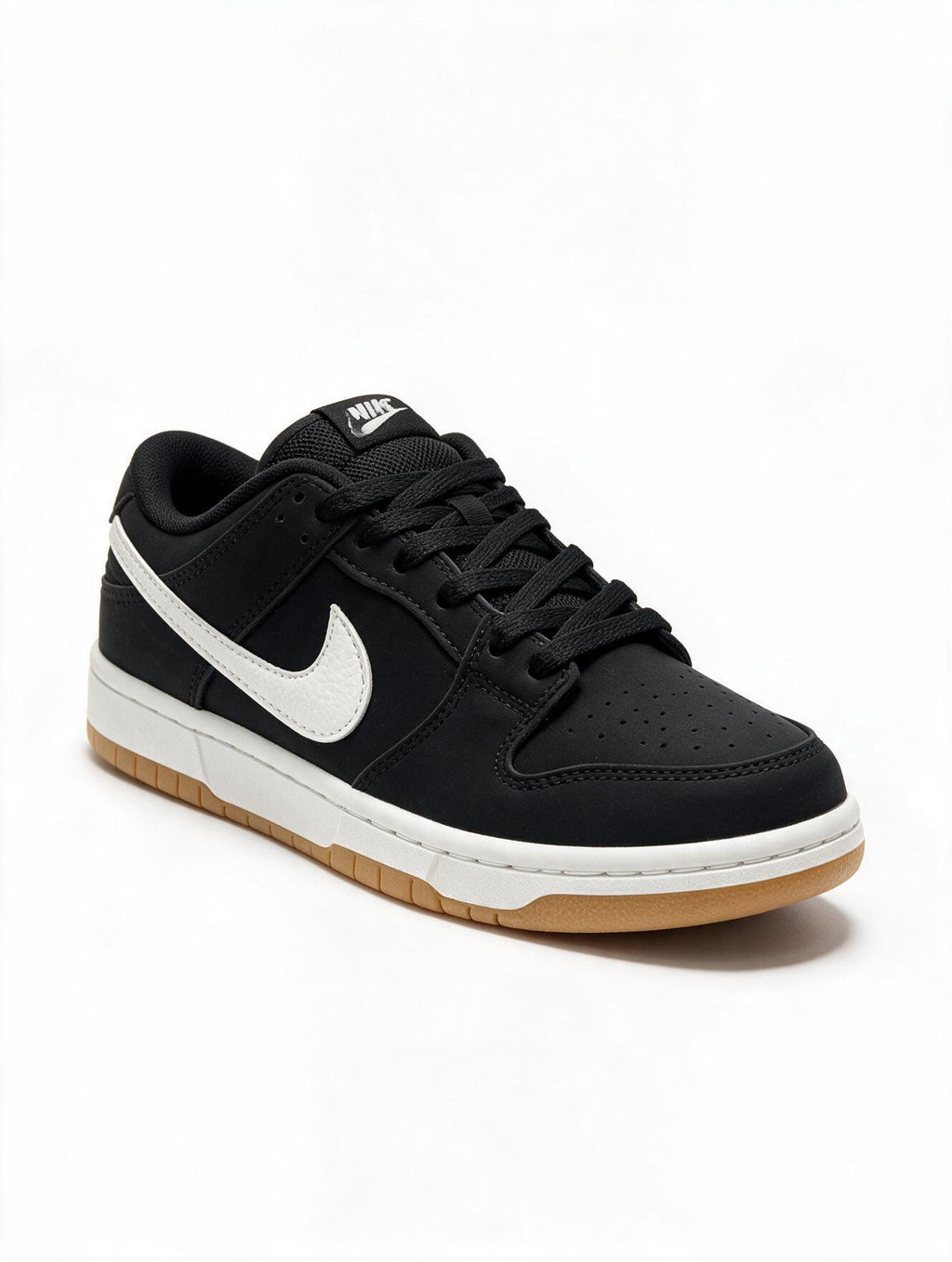 NIKE SB DUNK LOW NEGRA SUELA GOMA