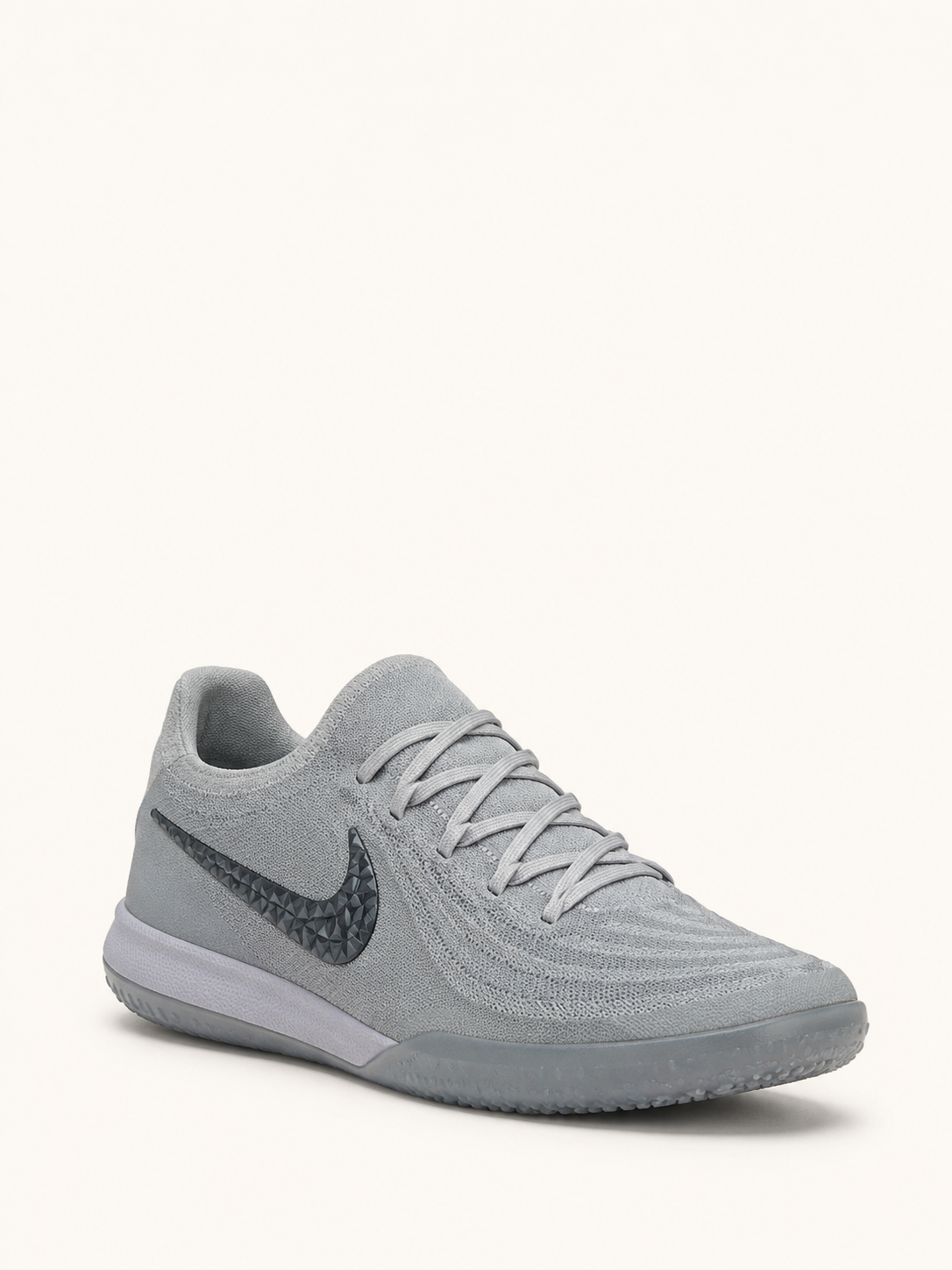 NIKE PHANTOM FUTSAL GUAYO GRIS