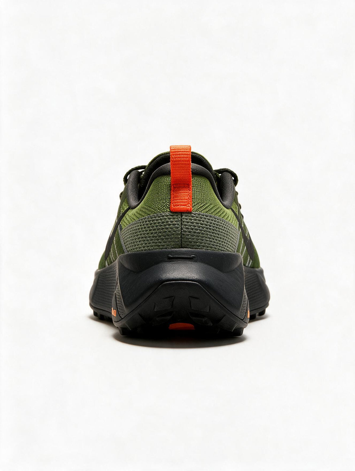 NIKE TRAIL VERDE SUELA NARANJA