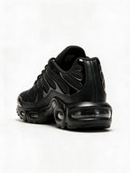 NIKE TN NEGRA