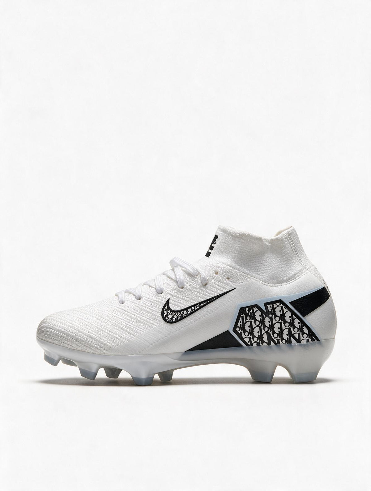 NIKE BOTA ALTA PHANTOM GUAYO BLANCO NEGRO DAMA