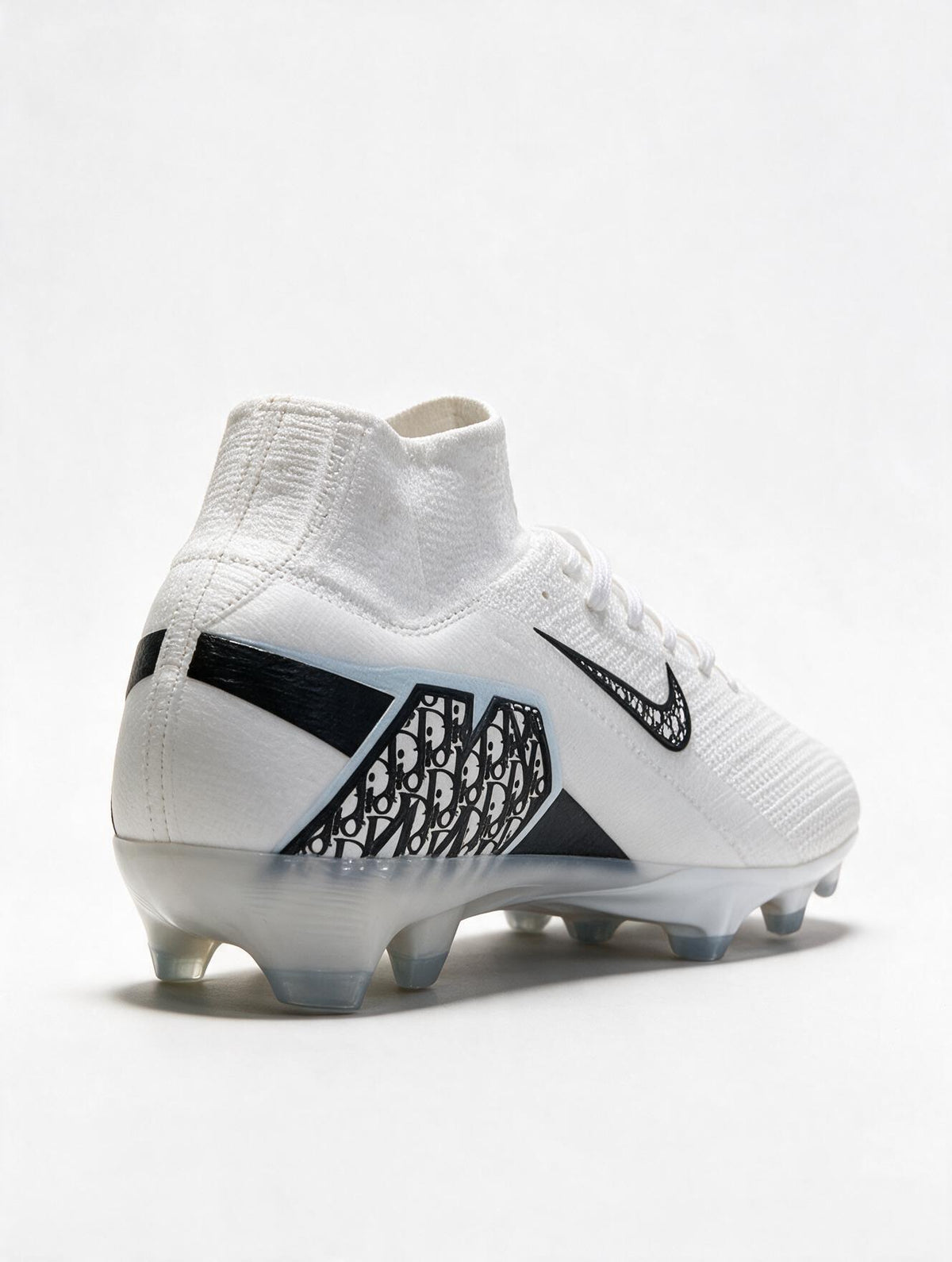 NIKE BOTA ALTA PHANTOM GUAYO BLANCO NEGRO DAMA