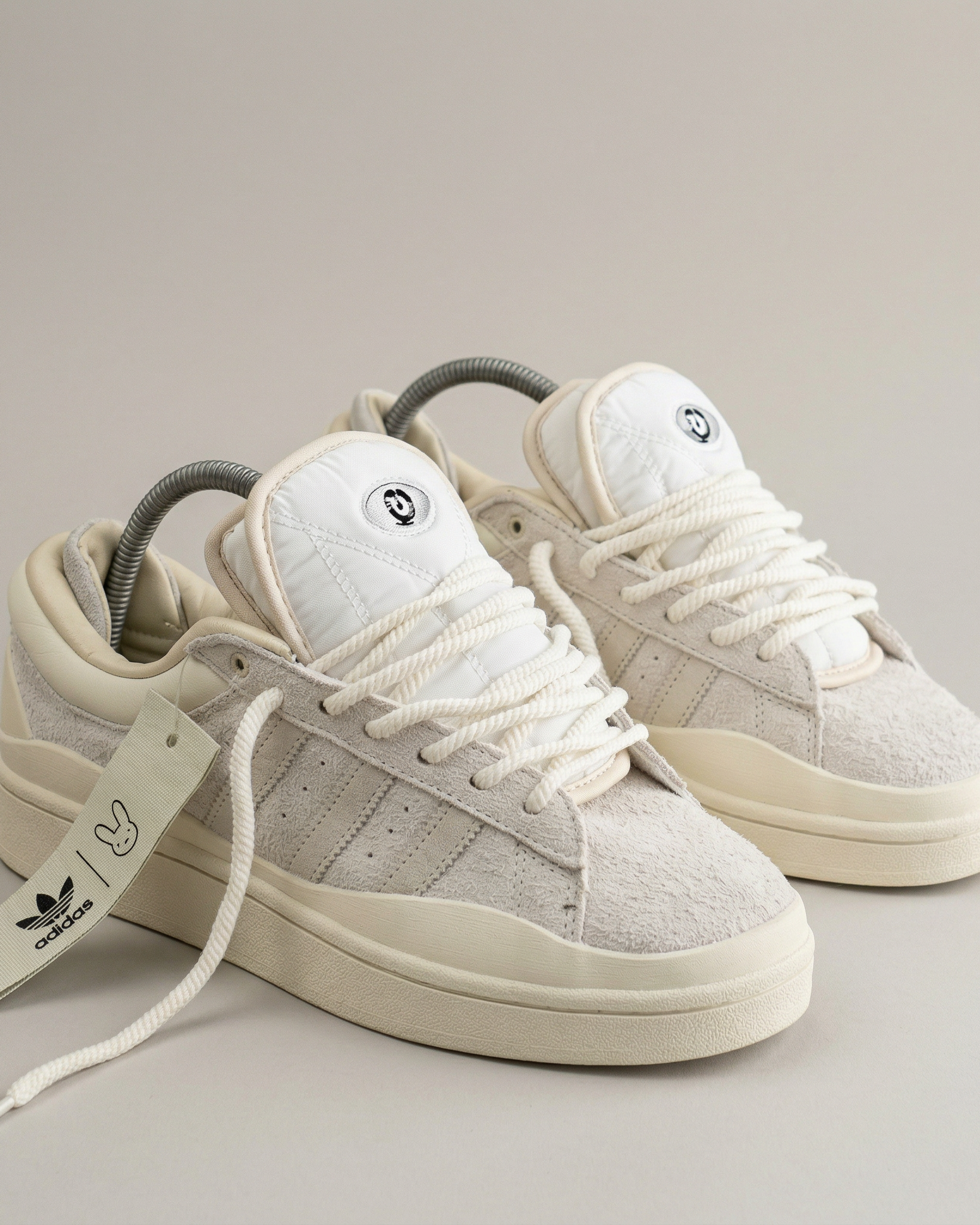 ADIDAS CAMPUS - BAD BUNNY CLOUD WHITE DAMA