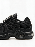 NIKE TN NEGRA