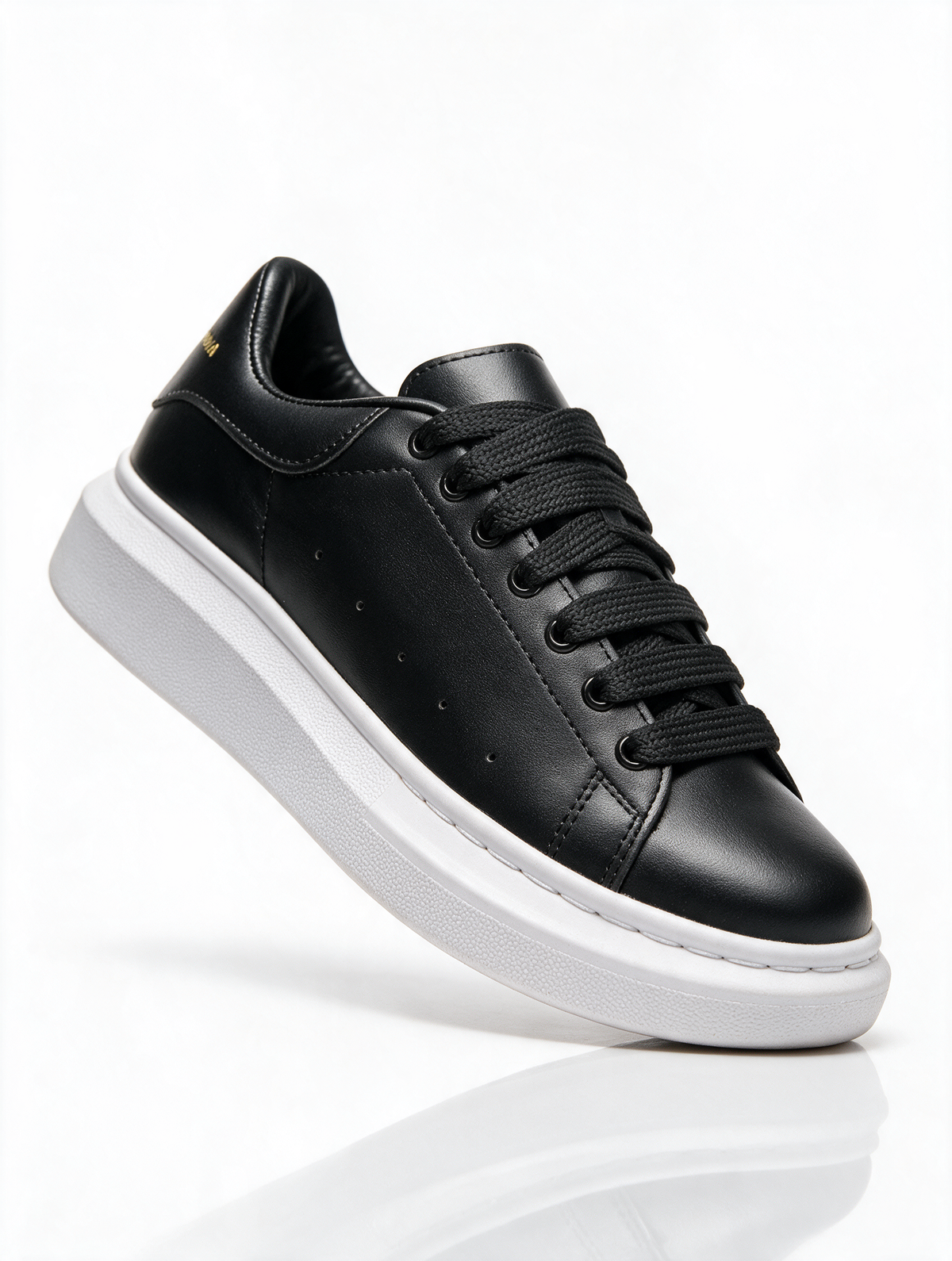 ALEXANDER MCQUEEN NEGRA