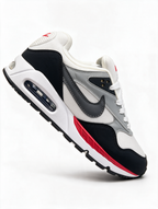 NIKE CORRALEGE BLANCA ROJA