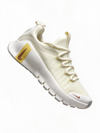 NIKE FREE BEIGE