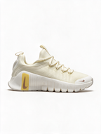 NIKE FREE BEIGE