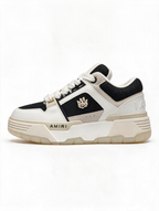 AMIRI CLASICA BLANCA NEGRA
