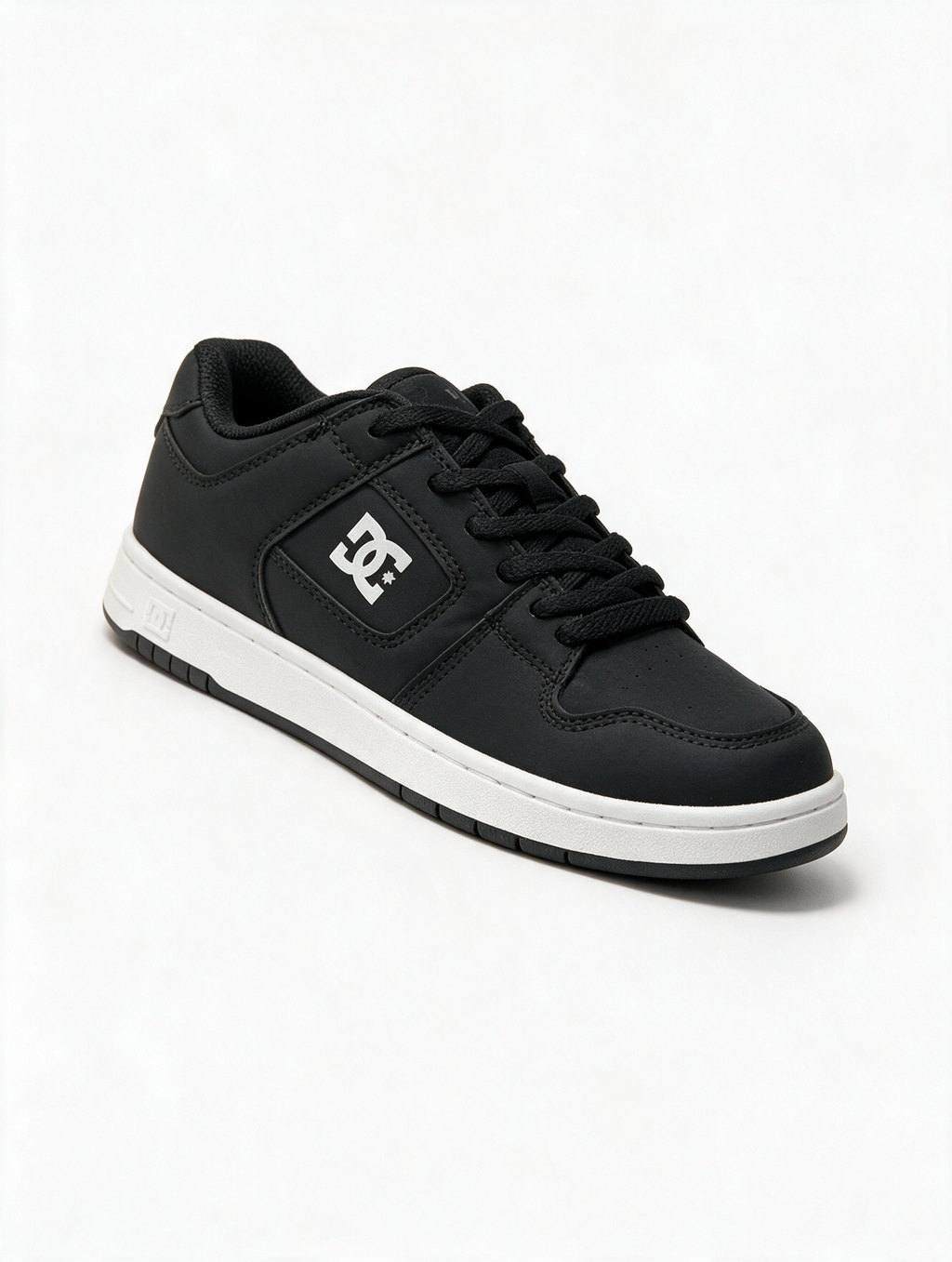 DC SHOES NEGRA SUELA BLANCA