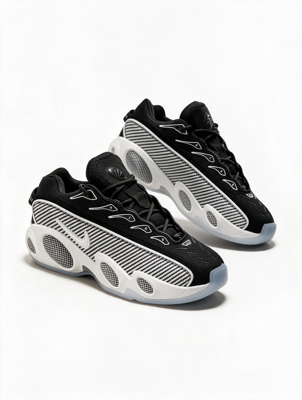 NIKE NOCTA NEGRA BLANCA